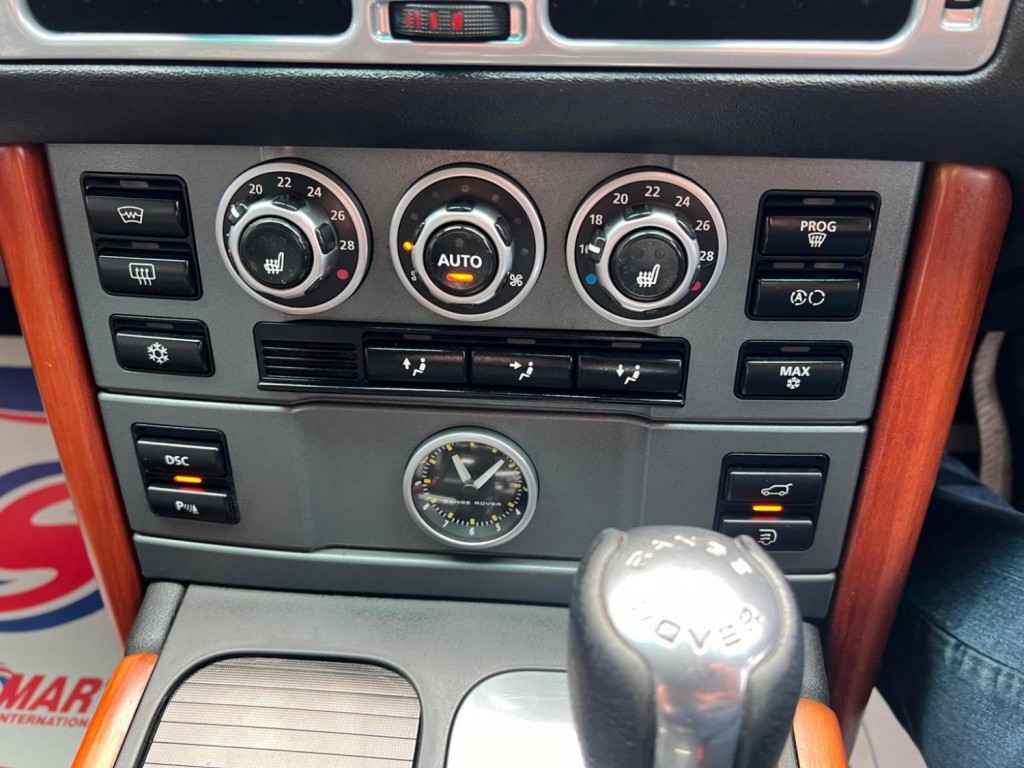 LAND ROVER RANGE ROVER