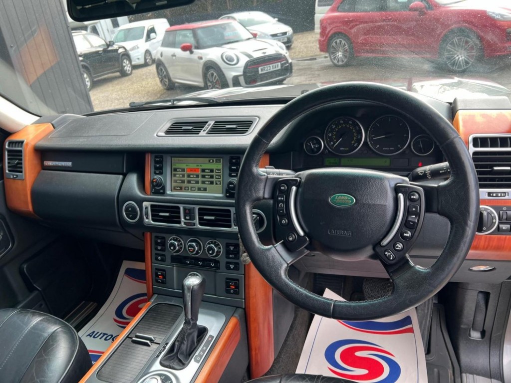 LAND ROVER RANGE ROVER