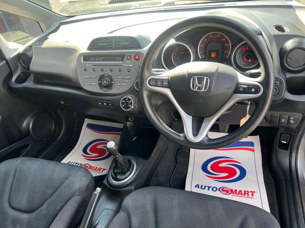 HONDA JAZZ