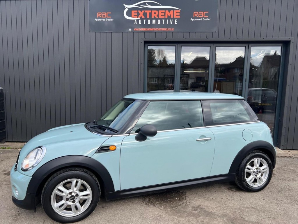 View MINI HATCH 1.6 One Euro 5 3dr
