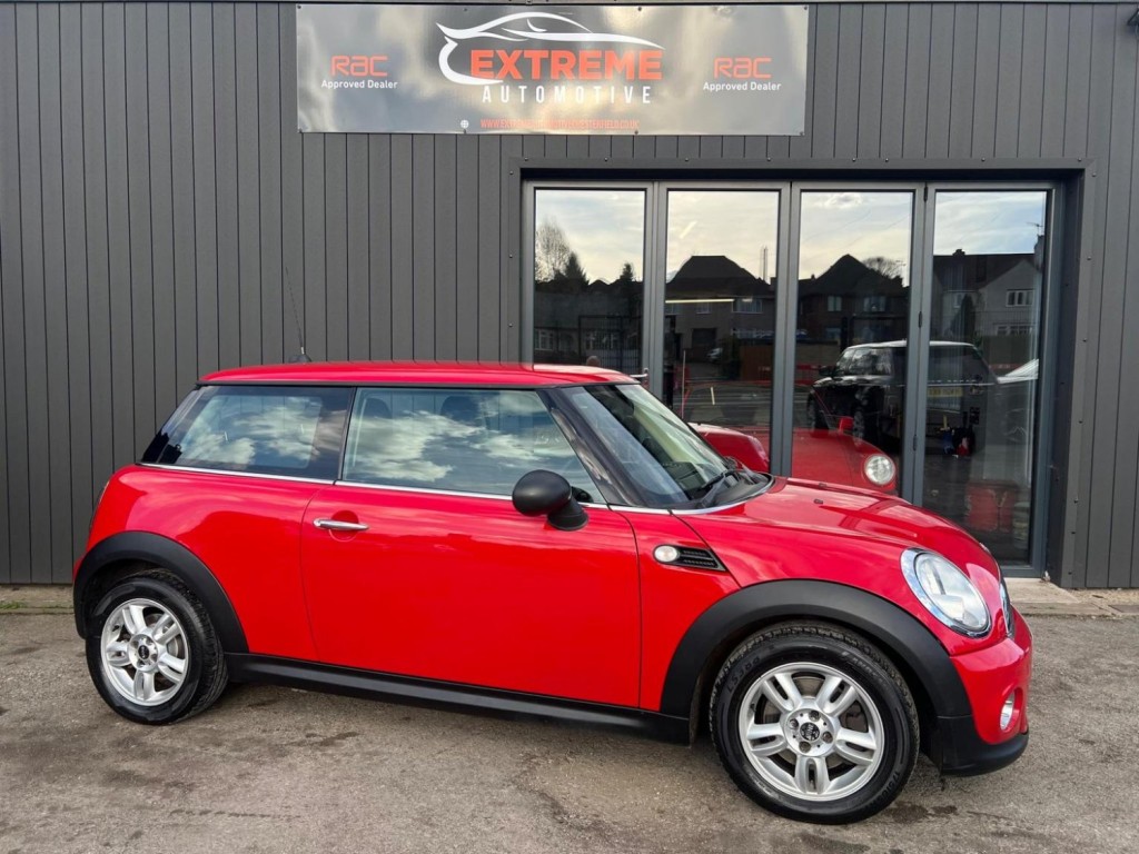 View MINI HATCH 1.6 One Euro 5 3dr
