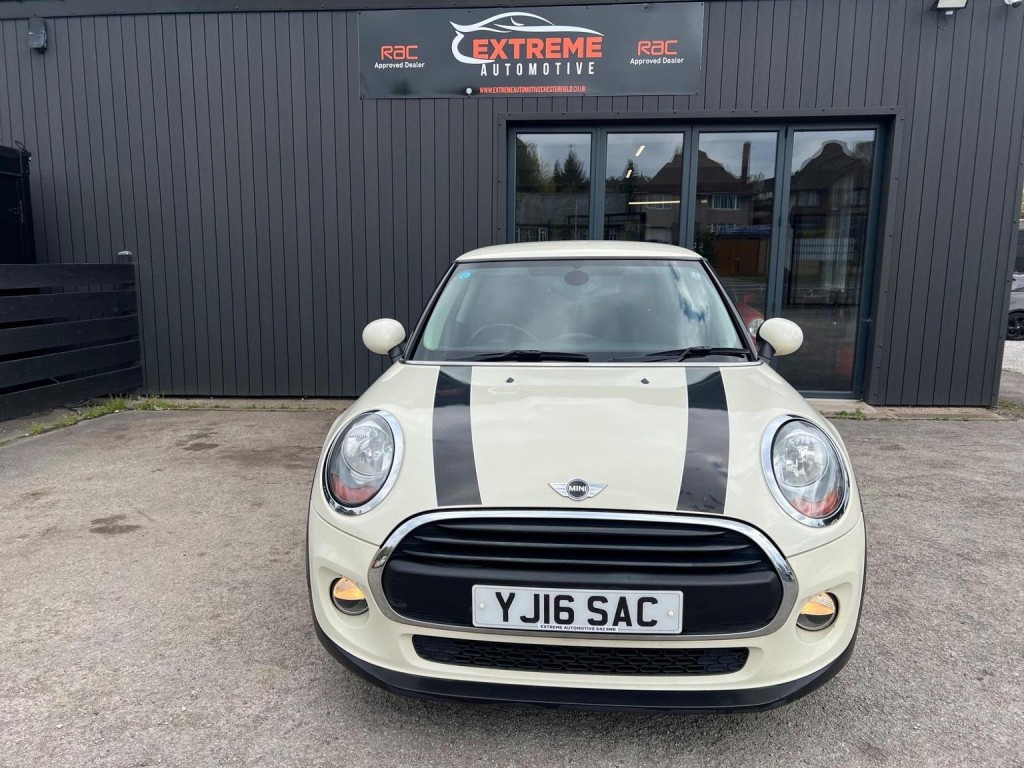 View MINI HATCH 1.5 One D Euro 6 (s/s) 3dr