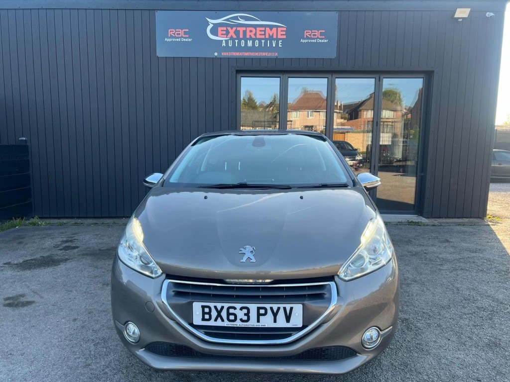 View PEUGEOT 208 1.4 VTi Allure Euro 5 3dr