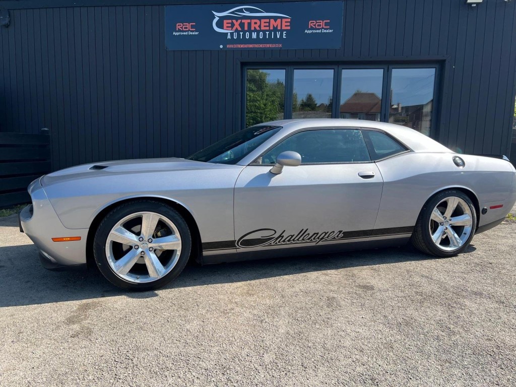 View DODGE CHALLENGER coupe