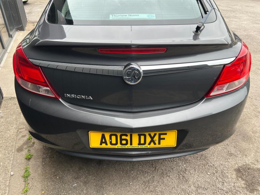 VAUXHALL INSIGNIA