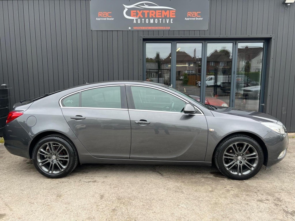 VAUXHALL INSIGNIA