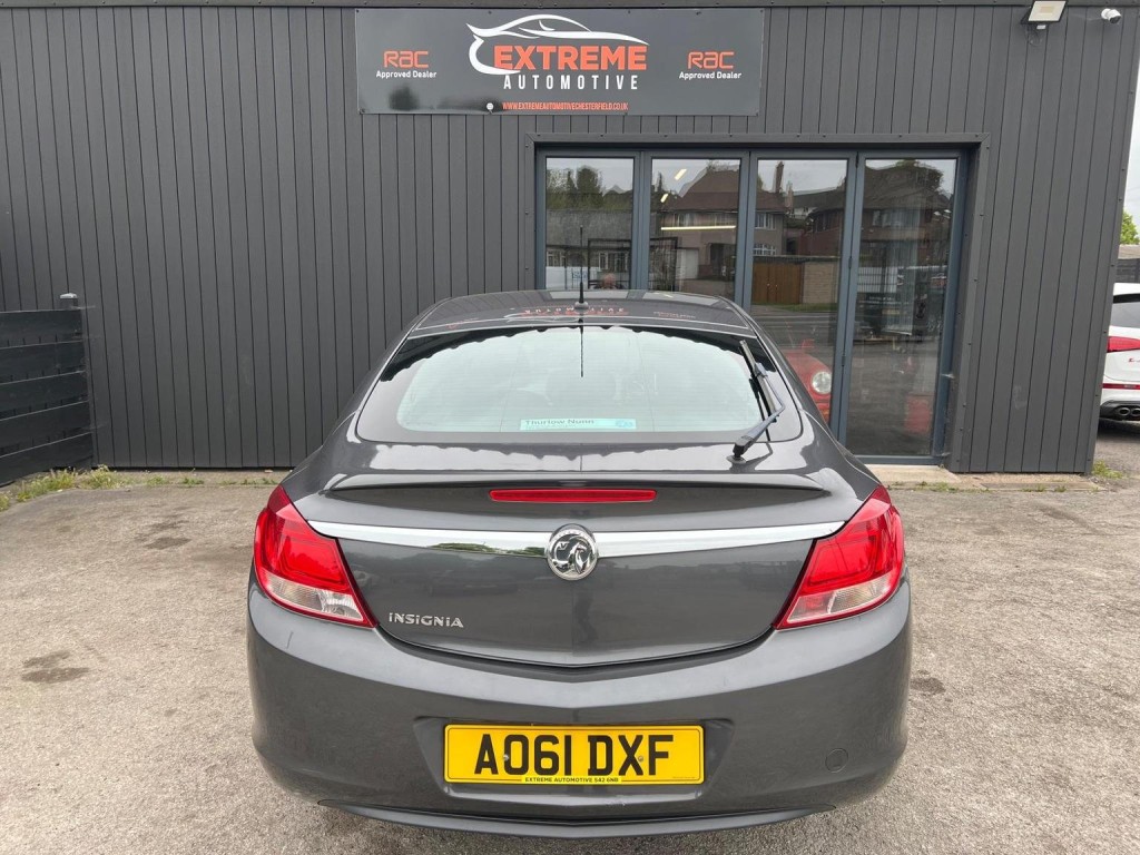 VAUXHALL INSIGNIA