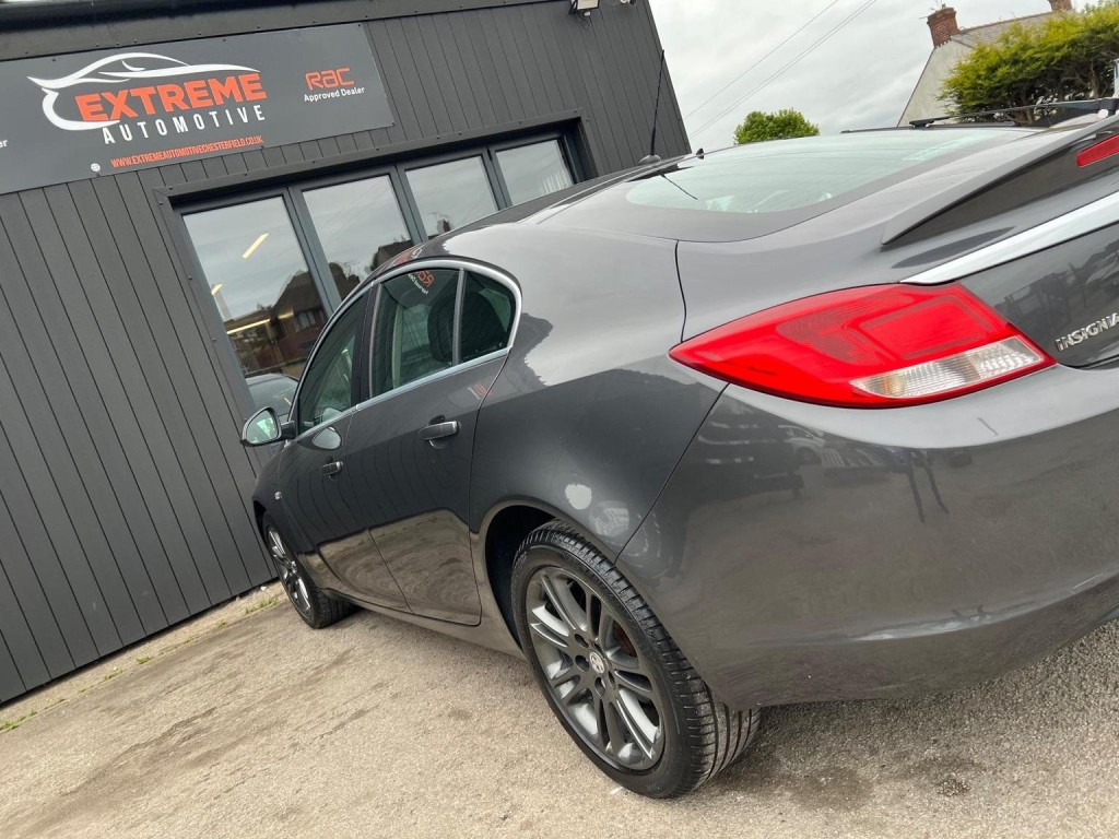 VAUXHALL INSIGNIA