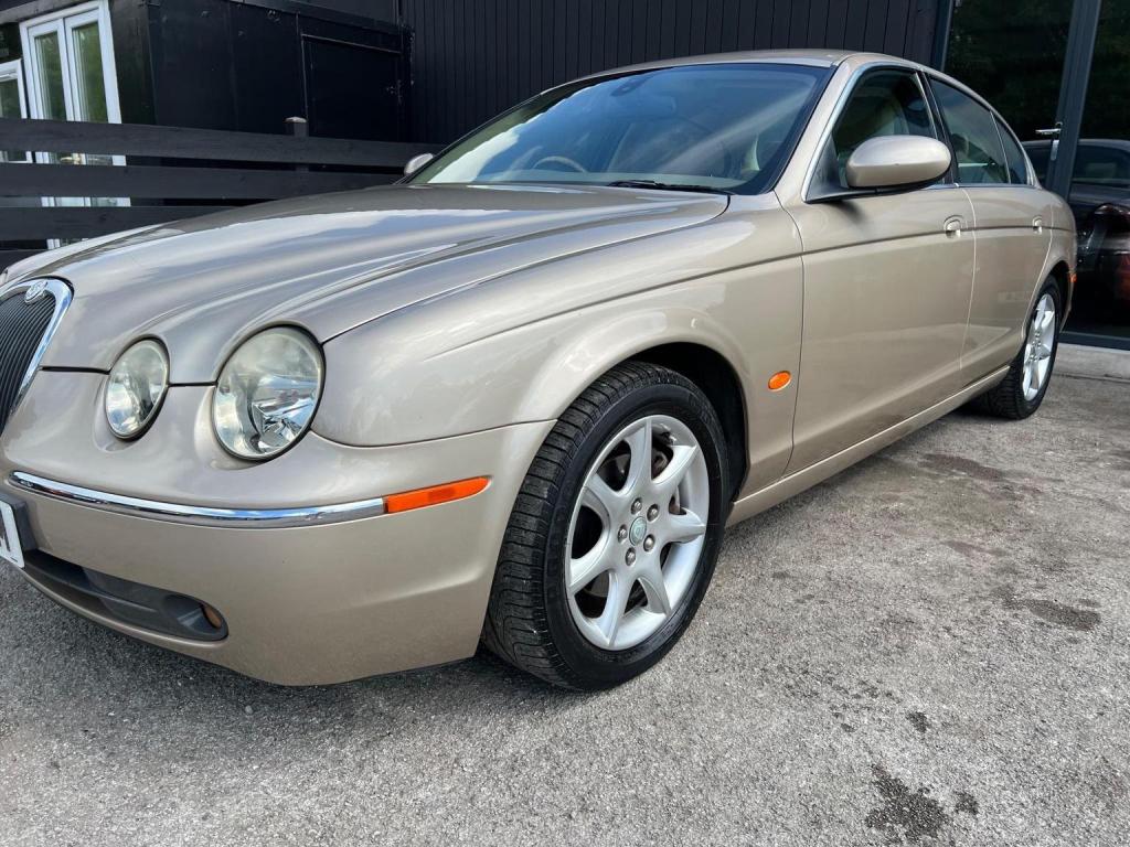 JAGUAR S-TYPE