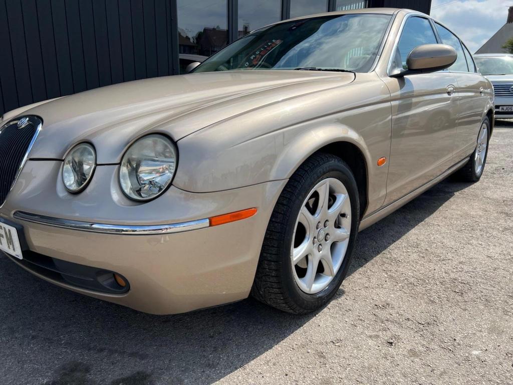 JAGUAR S-TYPE