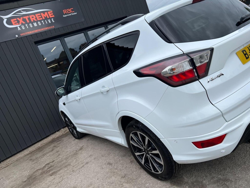 FORD KUGA