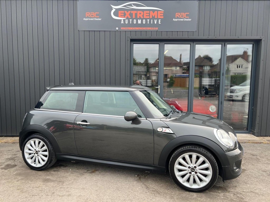 View MINI HATCH 2.0 Cooper SD Euro 5 (s/s) 3dr