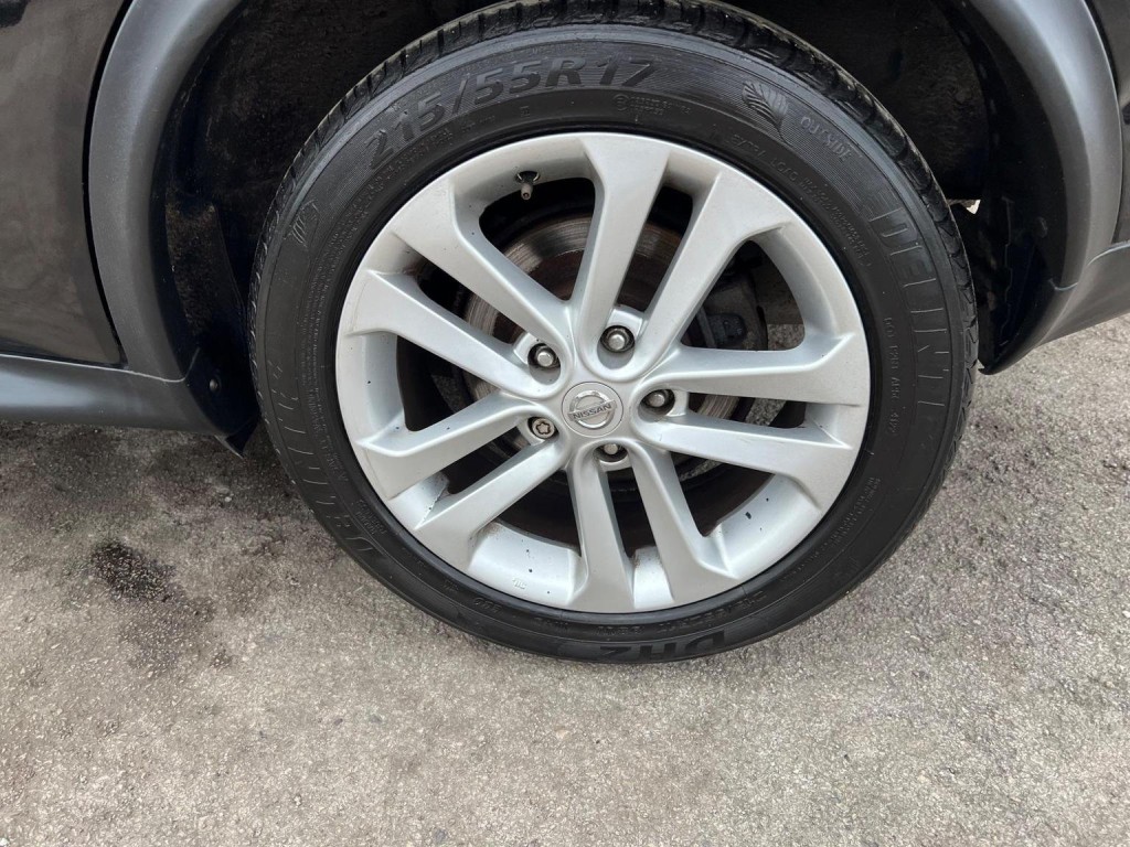 NISSAN JUKE