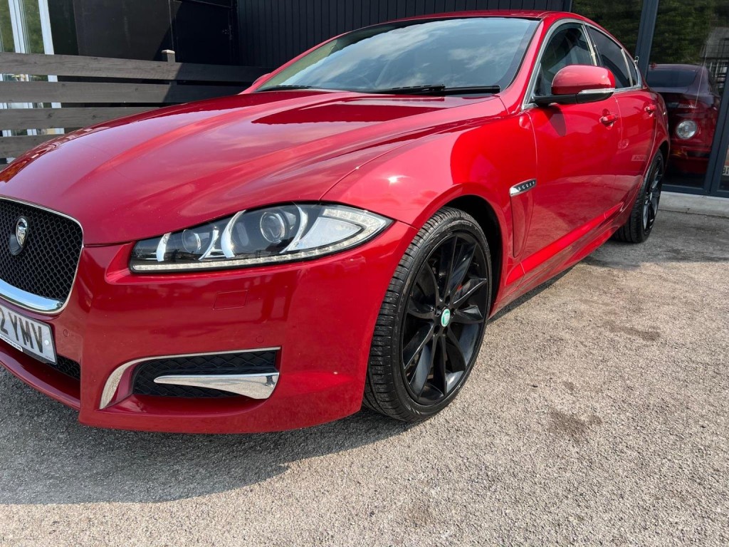 JAGUAR XF