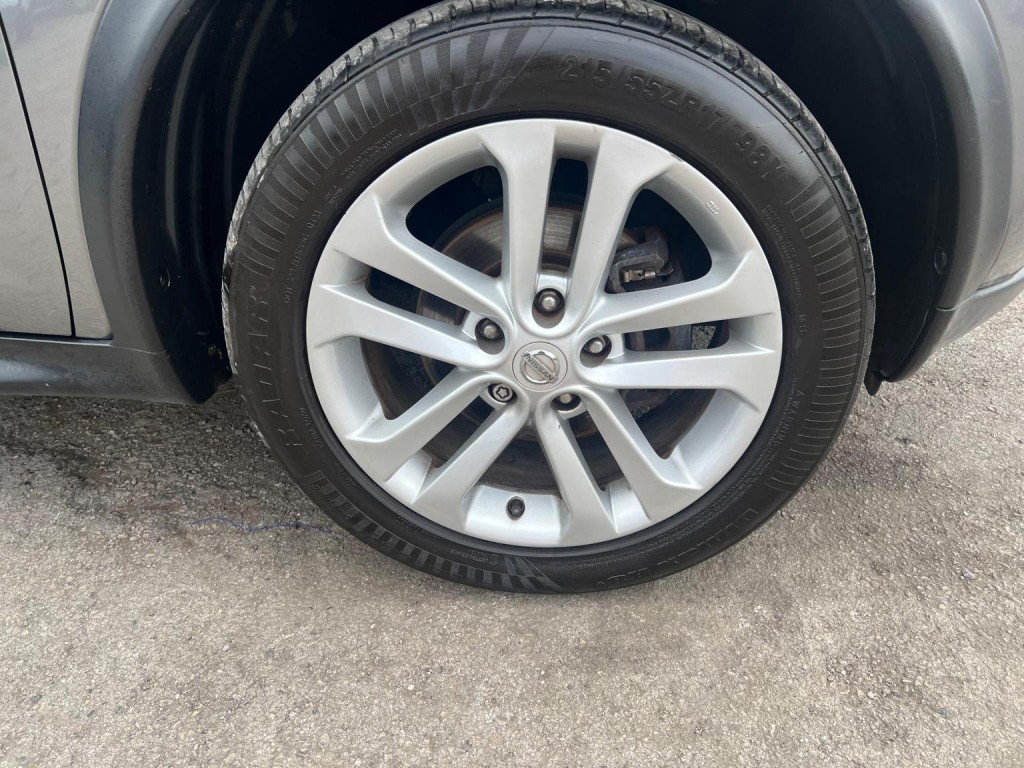 NISSAN JUKE