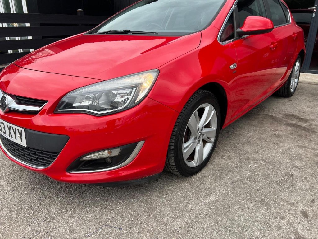 VAUXHALL ASTRA