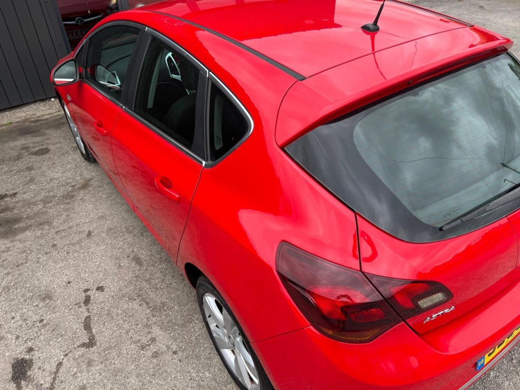 VAUXHALL ASTRA