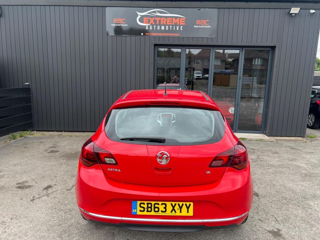 VAUXHALL ASTRA