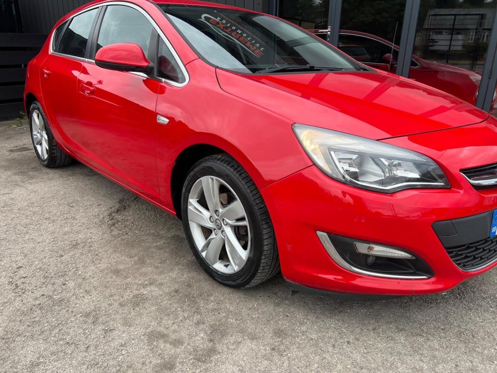 VAUXHALL ASTRA