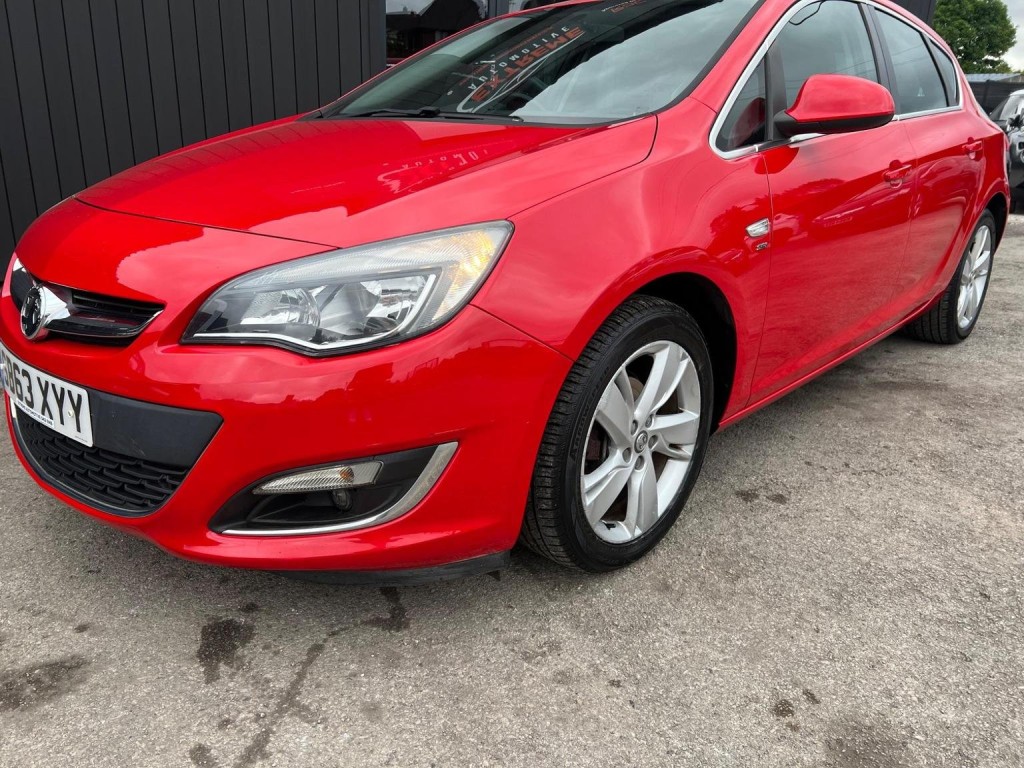 VAUXHALL ASTRA