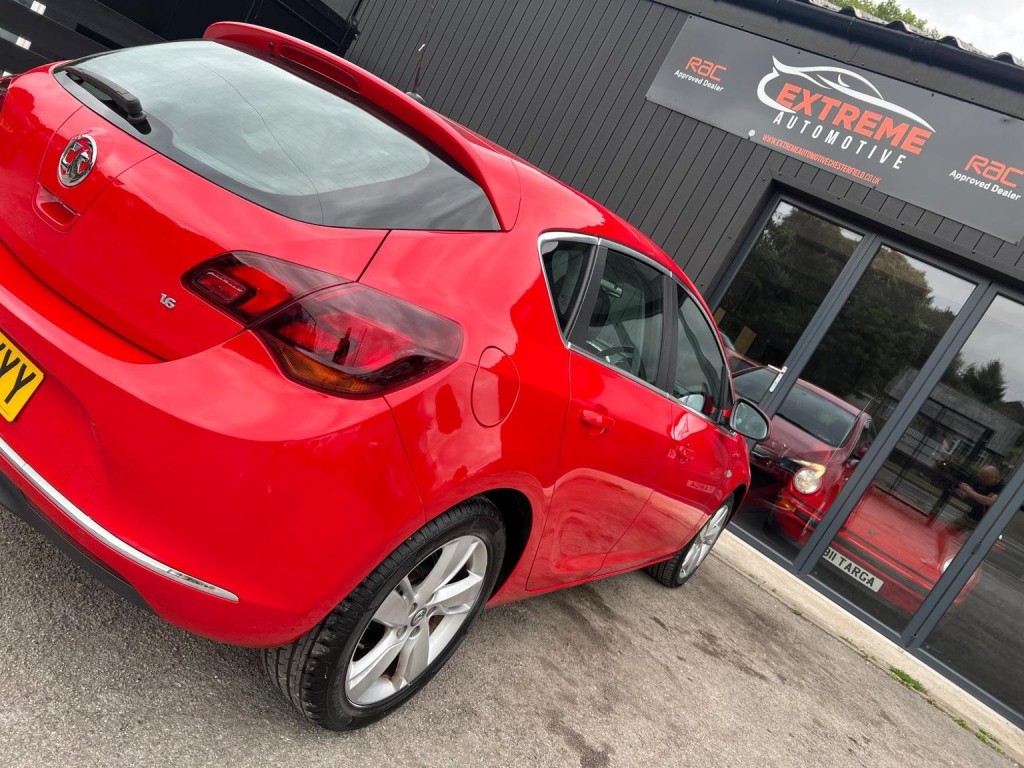VAUXHALL ASTRA