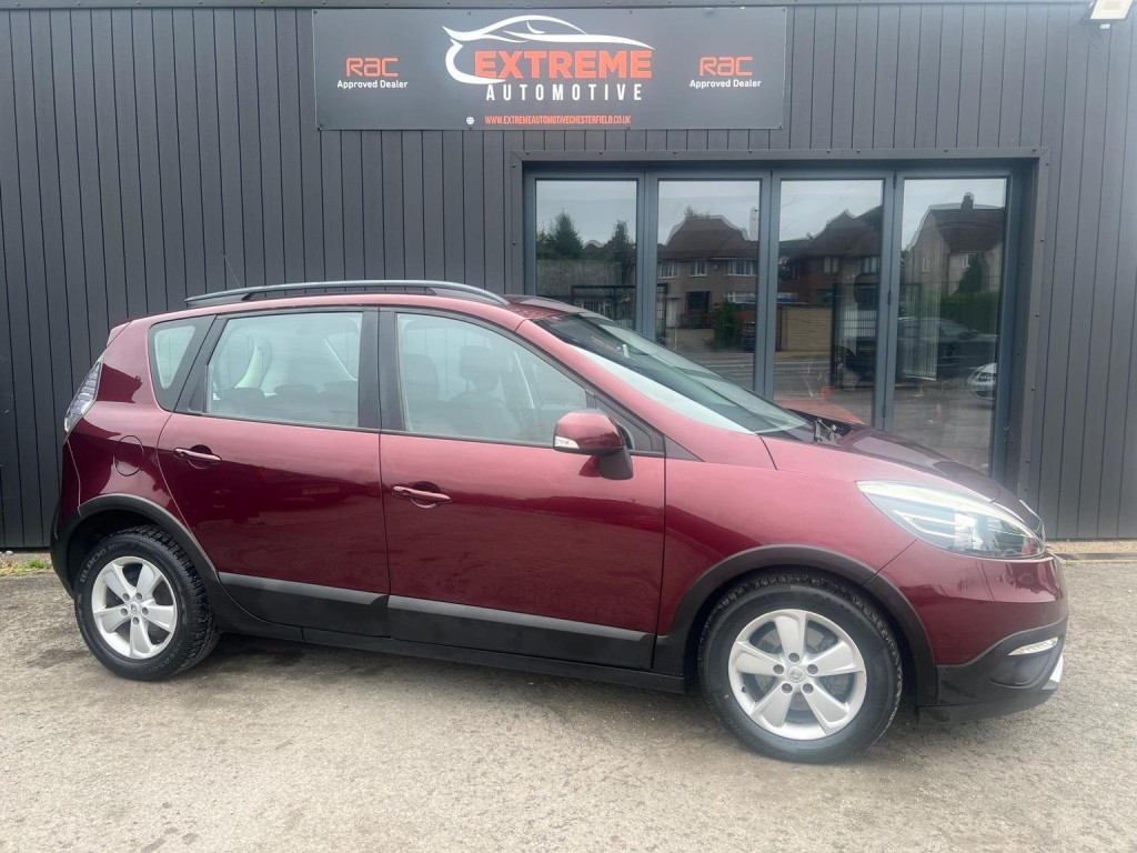 View RENAULT SCENIC 1.6 dCi Dynamique TomTom Euro 5 (s/s) 5dr