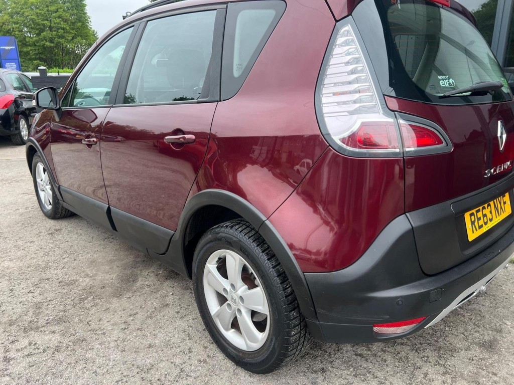 RENAULT SCENIC