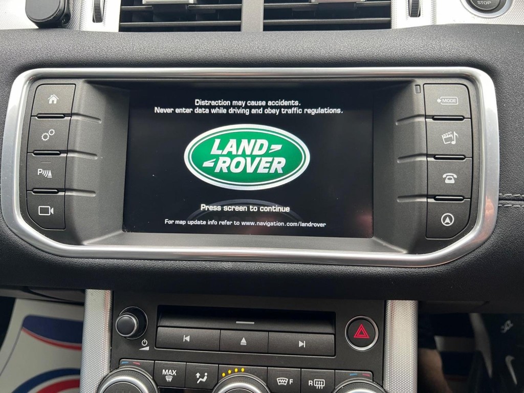 LAND ROVER RANGE ROVER EVOQUE