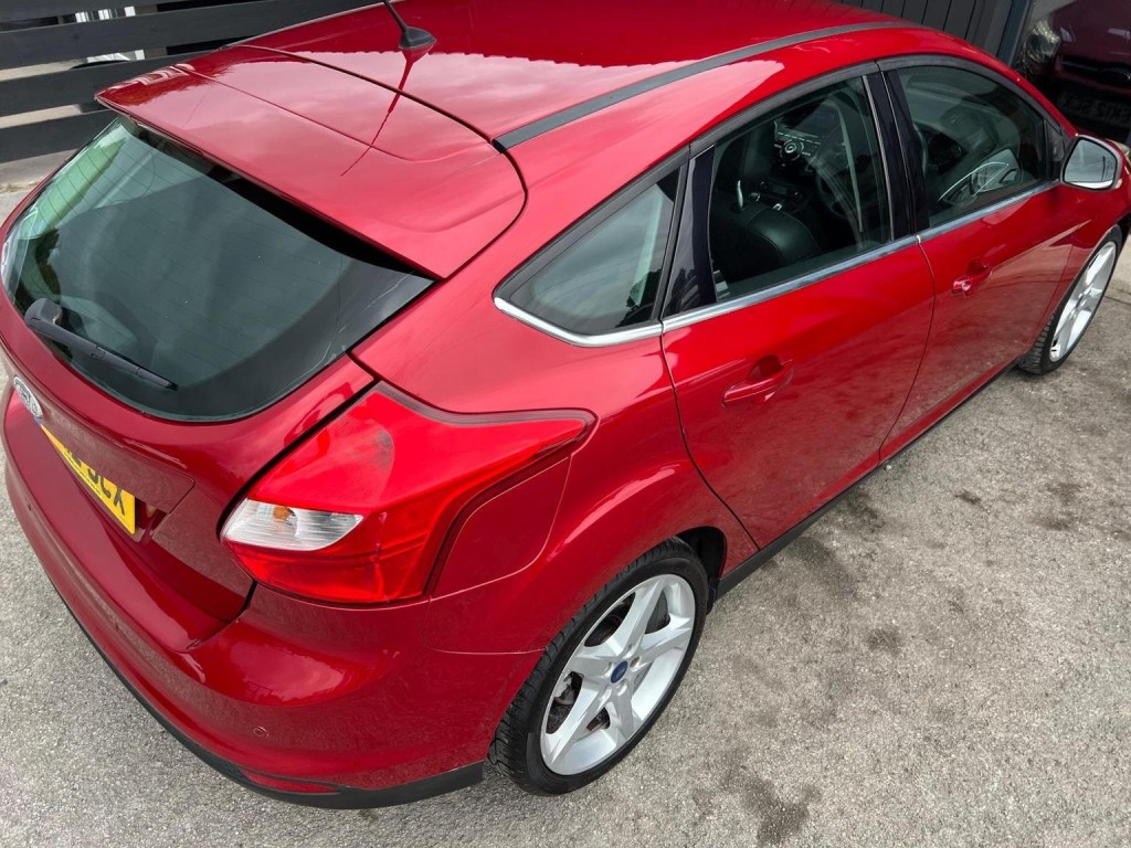 FORD FOCUS