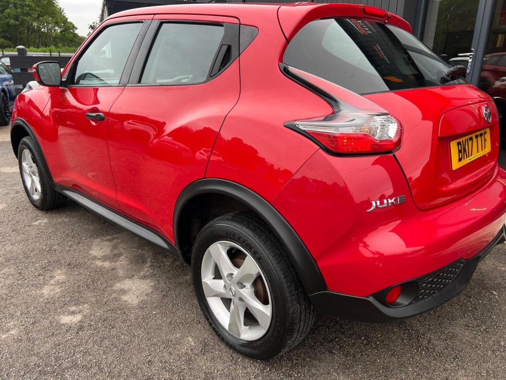 NISSAN JUKE