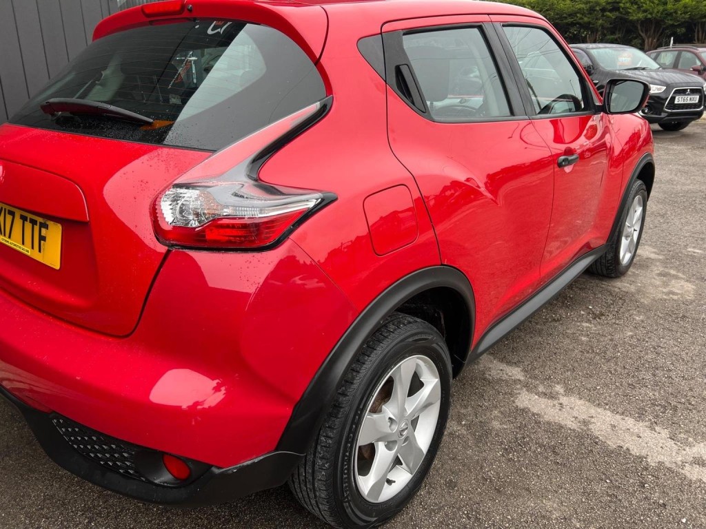 NISSAN JUKE