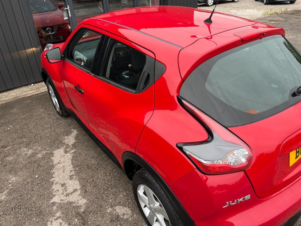 NISSAN JUKE
