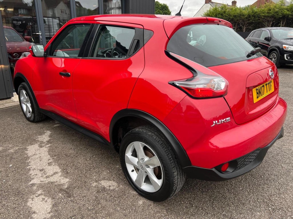 NISSAN JUKE