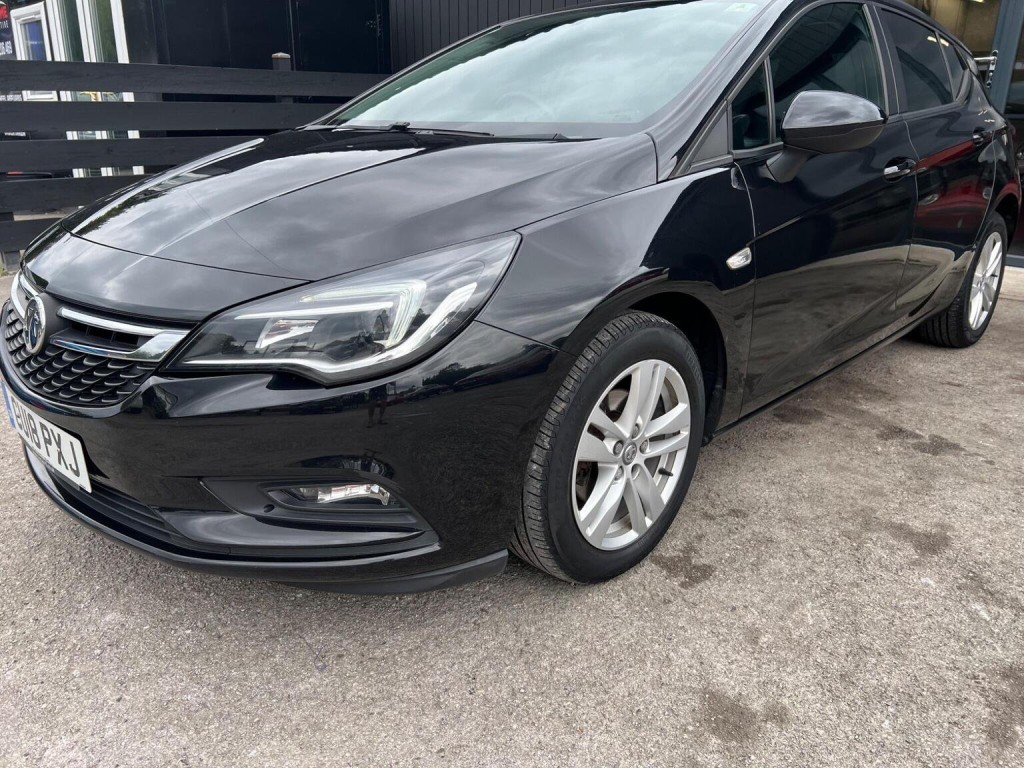 VAUXHALL ASTRA