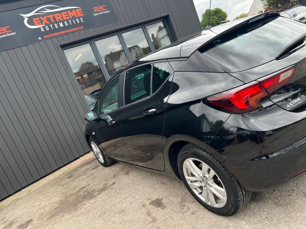 VAUXHALL ASTRA