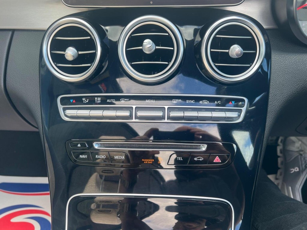 MERCEDES-BENZ C CLASS