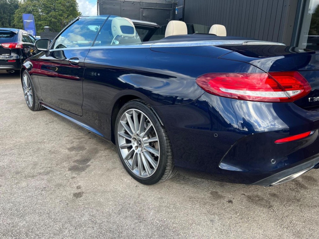 MERCEDES-BENZ C CLASS