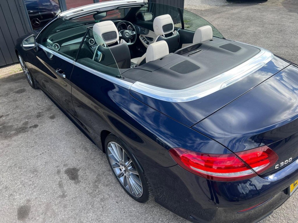 MERCEDES-BENZ C CLASS