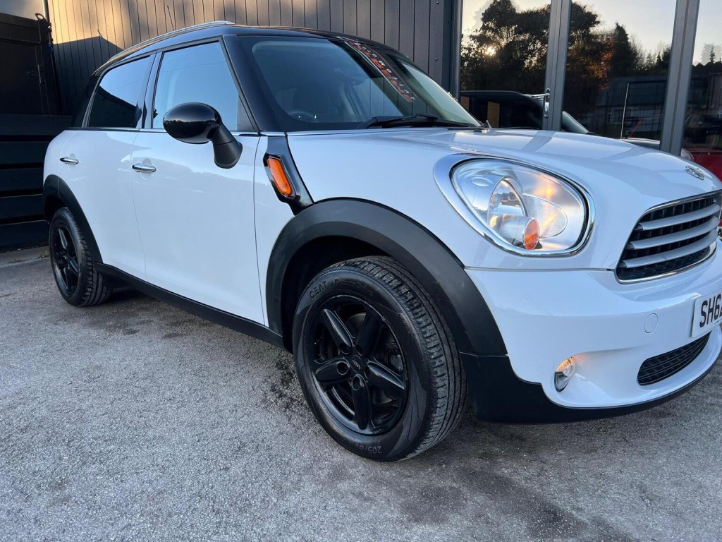 MINI COUNTRYMAN