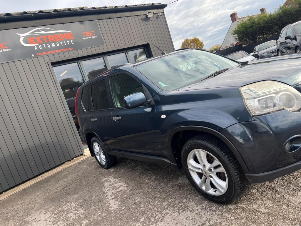 NISSAN X-TRAIL