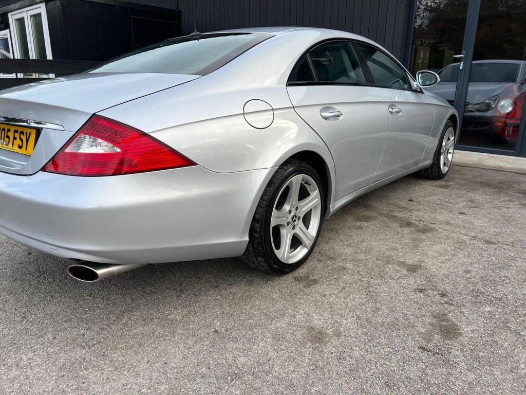 MERCEDES-BENZ CLS