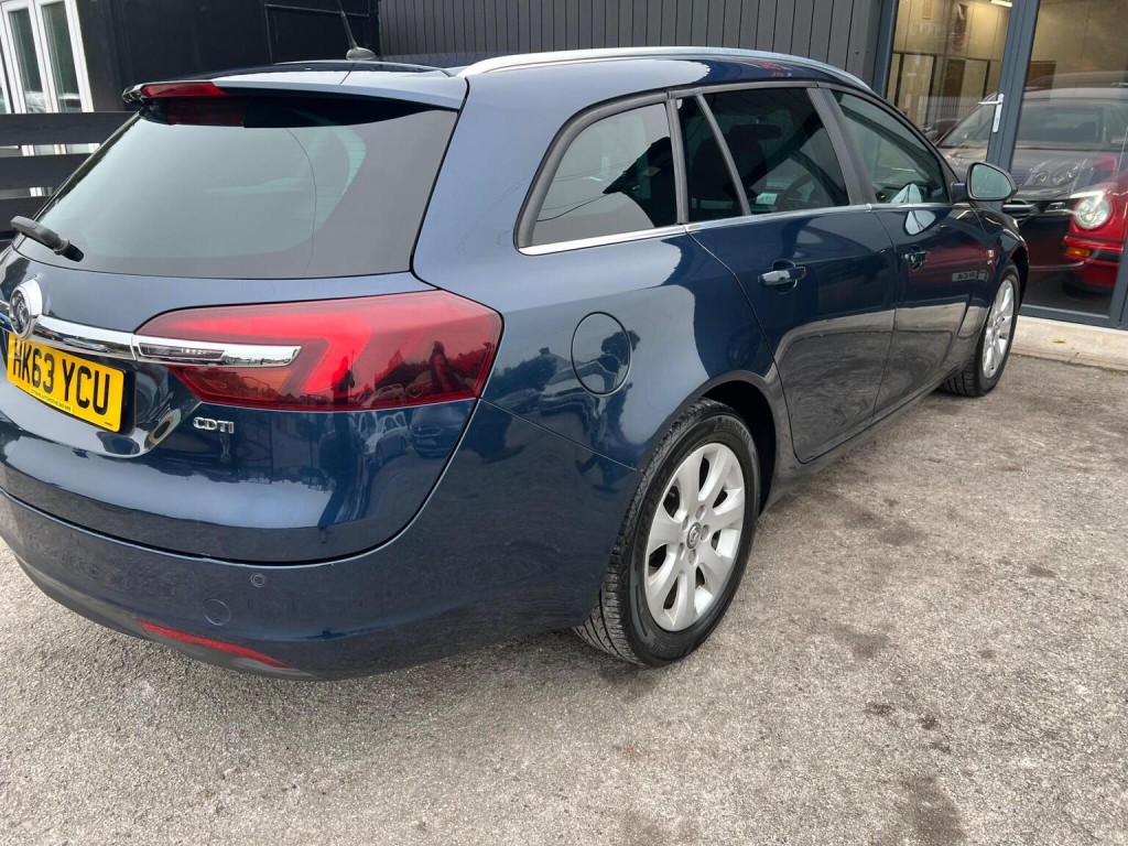 VAUXHALL INSIGNIA