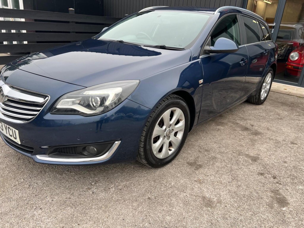 VAUXHALL INSIGNIA