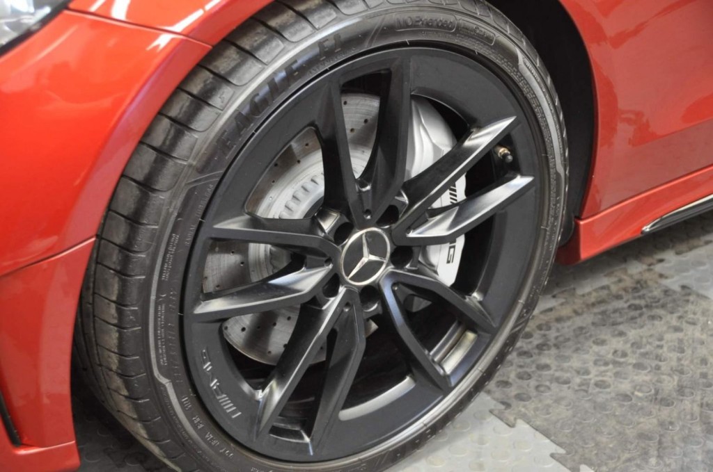 MERCEDES-BENZ C CLASS