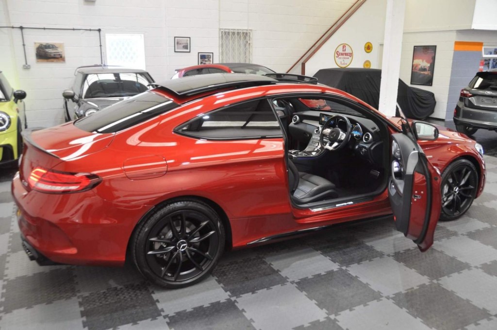 MERCEDES-BENZ C CLASS