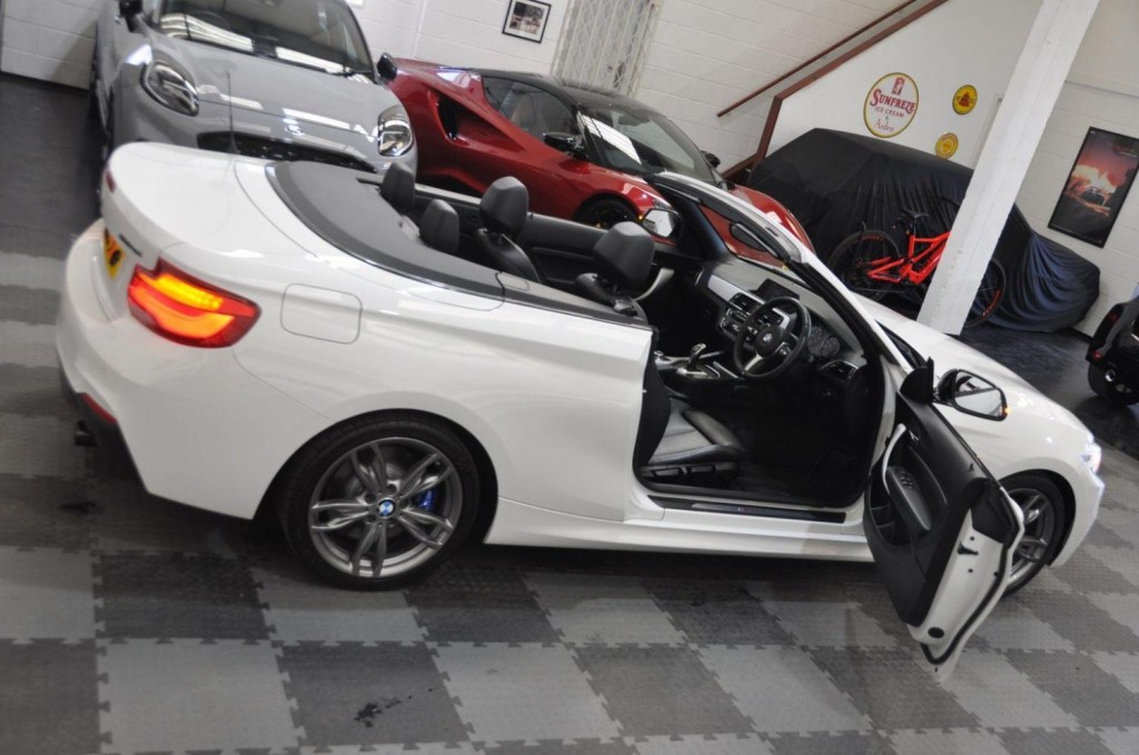 BMW 2 SERIES
