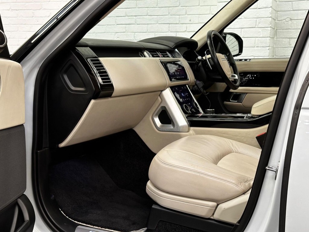 LAND ROVER RANGE ROVER