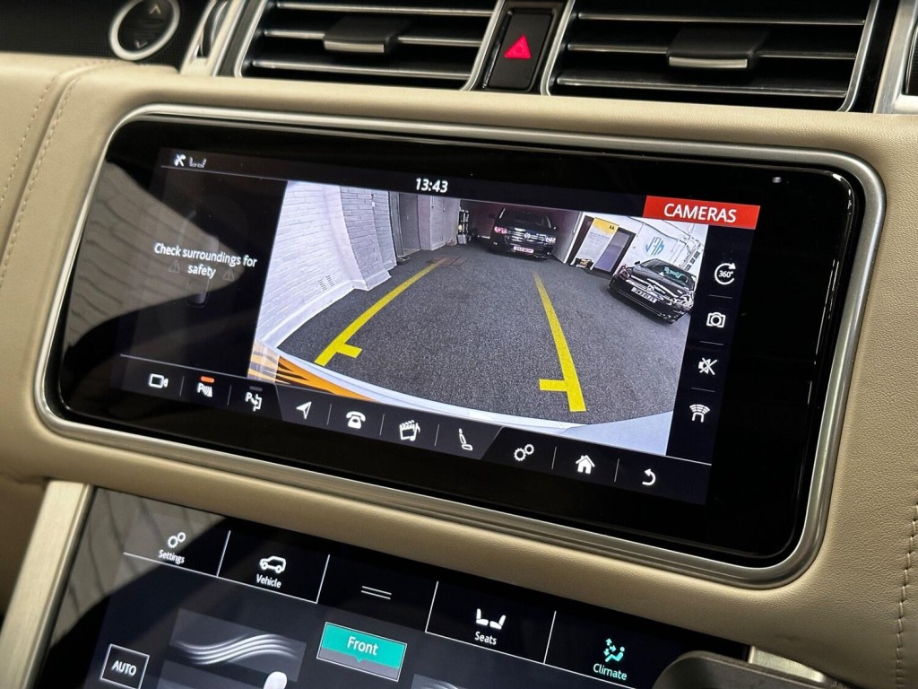 LAND ROVER RANGE ROVER