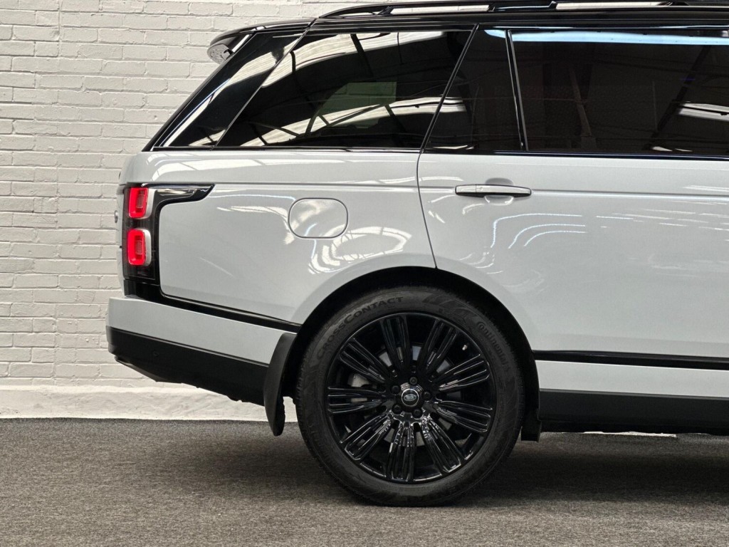 LAND ROVER RANGE ROVER