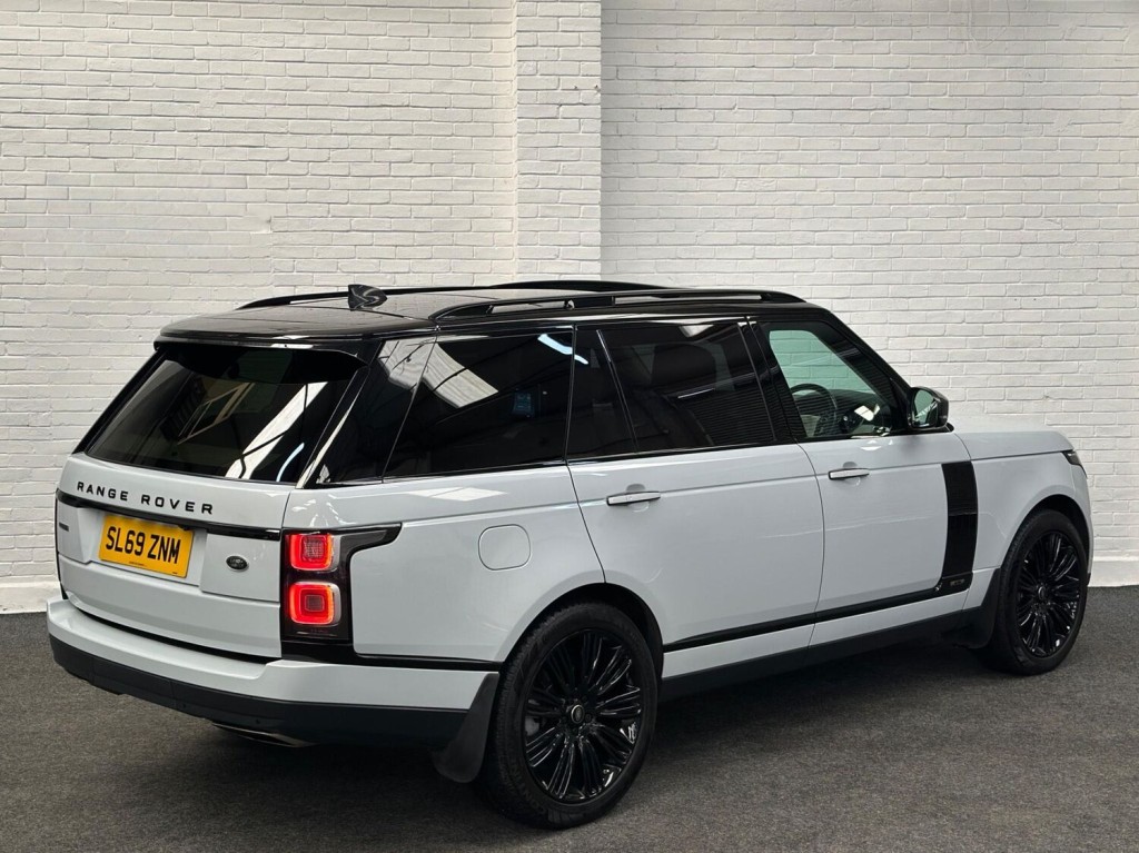 LAND ROVER RANGE ROVER